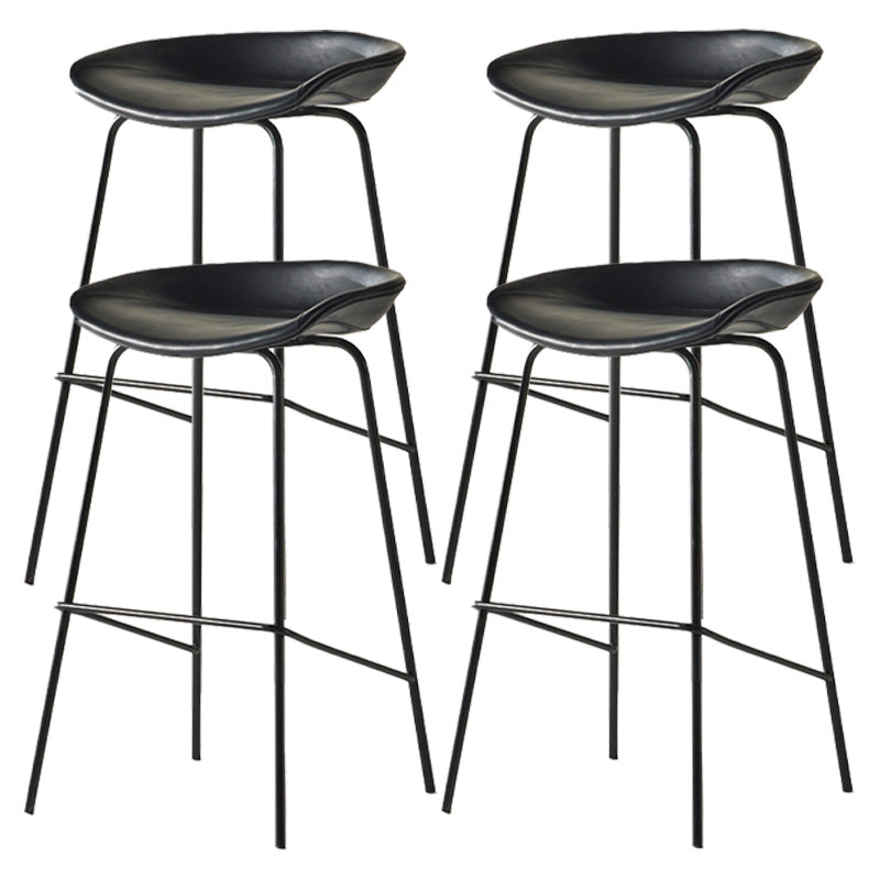 Modern Style Iron Bar Chair with Footrest Low Back Simple Bar Stool Black 4 Piece Set Counter Stool(26"H) Clearhalo 'Bar Furniture' 'Bar Stools' 'bar_stools' 'furn' 'furn_bar_stools' 'furniture_bar_stools' 'Kitchen & Dining Furniture' 'kitchen&dining_furn' 'kitchen' 'kitchen_furn' Furniture' 4576070