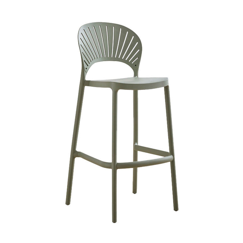 Modern Style Plastic Bar Stool with Footrest Low Back Outdoor Stackable Bar Stool Green 1 Piece Clearhalo 'Bar Furniture' 'Bar Stools' 'bar_stools' 'furn' 'furn_bar_stools' 'furniture_bar_stools' 'Kitchen & Dining Furniture' 'kitchen&dining_furn' 'kitchen' 'kitchen_furn' Furniture' 4576181