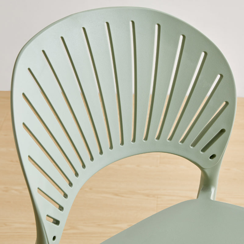 Modern Style Plastic Bar Stool with Footrest Low Back Outdoor Stackable Bar Stool Clearhalo 'Bar Furniture' 'Bar Stools' 'bar_stools' 'furn' 'furn_bar_stools' 'furniture_bar_stools' 'Kitchen & Dining Furniture' 'kitchen&dining_furn' 'kitchen' 'kitchen_furn' Furniture' 4576186