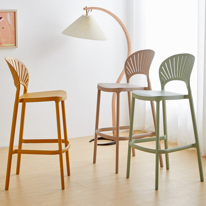 Modern Style Plastic Bar Stool with Footrest Low Back Outdoor Stackable Bar Stool Clearhalo 'Bar Furniture' 'Bar Stools' 'bar_stools' 'furn' 'furn_bar_stools' 'furniture_bar_stools' 'Kitchen & Dining Furniture' 'kitchen&dining_furn' 'kitchen' 'kitchen_furn' Furniture' 4576196