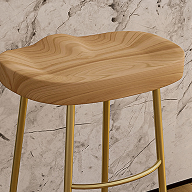 Glam Wood Counter Bar Stool Backless Saddle Seat Bar Stool with Iron Base Clearhalo 'Bar Furniture' 'Bar Stools' 'bar_stools' 'furn' 'furn_bar_stools' 'furniture_bar_stools' 'Kitchen & Dining Furniture' 'kitchen&dining_furn' 'kitchen' 'kitchen_furn' Furniture' 4576212