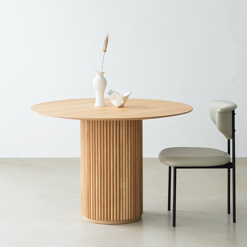 Solid Wood Dining Table Round Modern Pedestal Dining Table for Home Use Natural 39.4"L x 39.4"W x 29.5"H Without Chairs Clearhalo ' dining_table' 'Dining Tables & Seating' 'Dining Tables' 'furn' 'furn_dining_table' 'Furniture' 'furniture_dining_table' 'Kitchen & Dining Furniture' 'kitchen&dining_furn' 'kitchen' 'kitchen_dining_table' 4577025