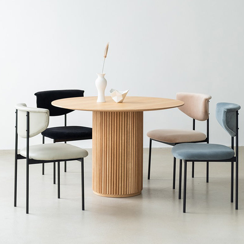 Solid Wood Dining Table Round Modern Pedestal Dining Table for Home Use Natural 47.2"L x 47.2"W x 29.5"H Without Chairs Clearhalo ' dining_table' 'Dining Tables & Seating' 'Dining Tables' 'furn' 'furn_dining_table' 'Furniture' 'furniture_dining_table' 'Kitchen & Dining Furniture' 'kitchen&dining_furn' 'kitchen' 'kitchen_dining_table' 4577026