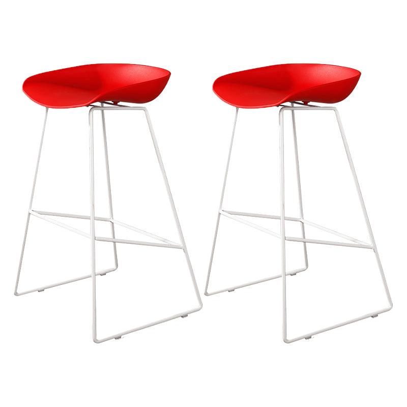 Contemporary Counter Bar Stool Bucket Bar Stool with Footrest Iron Base Red 2 Piece Set Clearhalo 'Bar Furniture' 'Bar Stools' 'bar_stools' 'furn' 'furn_bar_stools' 'furniture_bar_stools' 'Kitchen & Dining Furniture' 'kitchen&dining_furn' 'kitchen' 'kitchen_furn' Furniture' 4586996