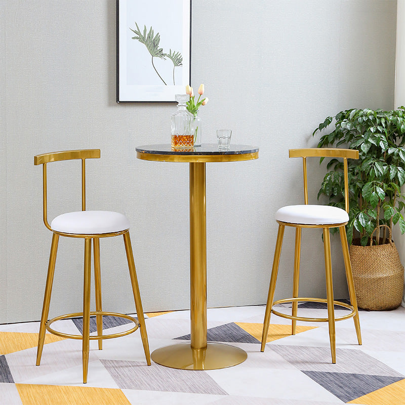 Glam Round Counter Bar Stool White Leather Bar Stool with Footrest in Gold Clearhalo 'Bar Furniture' 'Bar Stools' 'bar_stools' 'furn' 'furn_bar_stools' 'furniture_bar_stools' 'Kitchen & Dining Furniture' 'kitchen&dining_furn' 'kitchen' 'kitchen_furn' Furniture' 4587022
