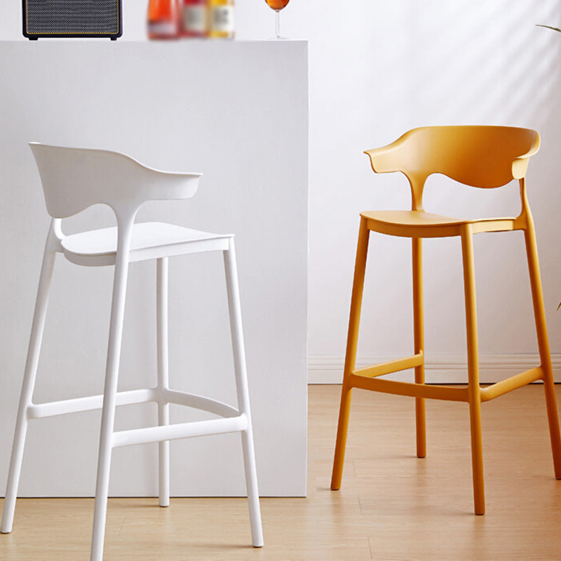 Modern Style Plastic Bar Stool with Footrest Low Back Bistro Stackable Bar Stool Clearhalo 'Bar Furniture' 'Bar Stools' 'bar_stools' 'furn' 'furn_bar_stools' 'furniture_bar_stools' 'Kitchen & Dining Furniture' 'kitchen&dining_furn' 'kitchen' 'kitchen_furn' Furniture' 4587075