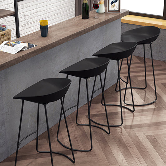 Industrial Style Bar-stool Bucket PP Seat Sled Iron Legs for Kitchen Bar Clearhalo 'Bar Furniture' 'Bar Stools' 'bar_stools' 'furn' 'furn_bar_stools' 'furniture_bar_stools' 'Kitchen & Dining Furniture' 'kitchen&dining_furn' 'kitchen' 'kitchen_furn' Furniture' 4587638