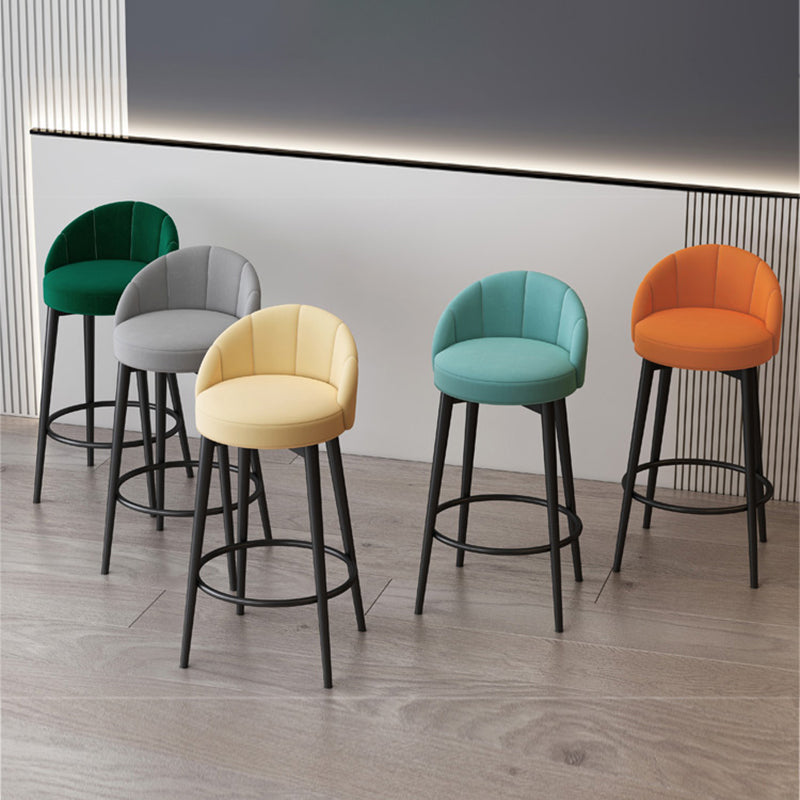 Glam Metal Upholstered Barstool Indoor Bar Stool with Cushion and Low Back Clearhalo 'Bar Furniture' 'Bar Stools' 'bar_stools' 'furn' 'furn_bar_stools' 'furniture_bar_stools' 'Kitchen & Dining Furniture' 'kitchen&dining_furn' 'kitchen' 'kitchen_furn' Furniture' 4587865