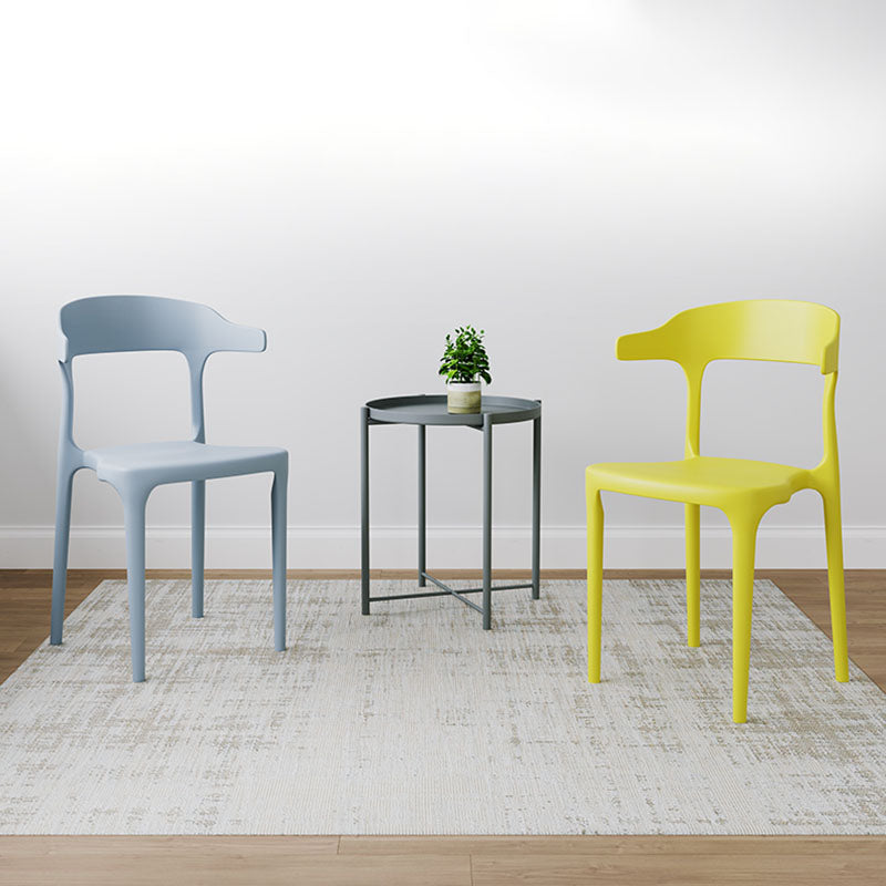 Modern Open Back Arm Chair Matte Finish Plastic Dining Chair Clearhalo ' kitchen&dining_furn' 'Dining Chairs' 'Dining Tables & Seating' 'dining_chair' 'furn' 'furn_dining_chair' 'Furniture' 'furniture_dining_chair' 'Kitchen & Dining Furniture' 'kitchen' 4589374