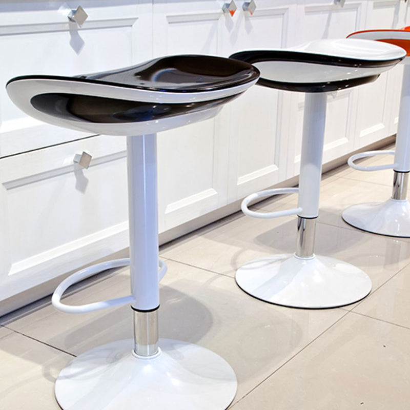 Industrial Style Bar Chair with Adjustable Height Swivel PP Seat for Counter Bar Clearhalo 'Bar Furniture' 'Bar Stools' 'bar_stools' 'furn' 'furn_bar_stools' 'furniture_bar_stools' 'Kitchen & Dining Furniture' 'kitchen&dining_furn' 'kitchen' 'kitchen_furn' Furniture' 4598393