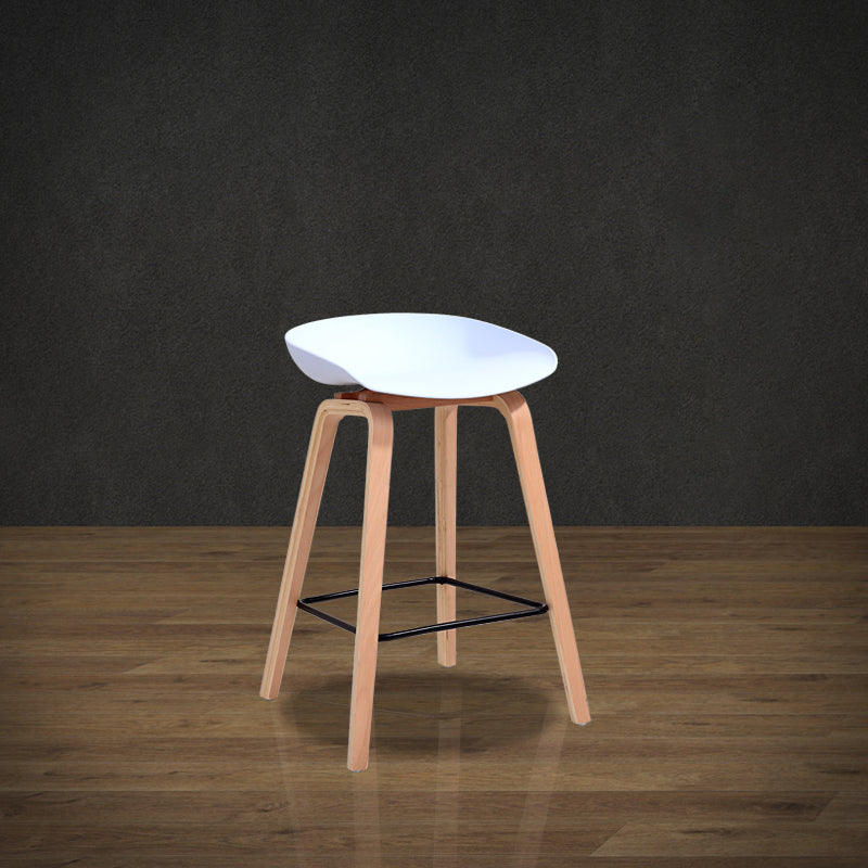 Scandinavia Style Bar-stool Wooden Legs PP Bucket Seat for Restaurant Bar White 1 Piece Counter Stool(26"H) Clearhalo 'Bar Furniture' 'Bar Stools' 'bar_stools' 'furn' 'furn_bar_stools' 'furniture_bar_stools' 'Kitchen & Dining Furniture' 'kitchen&dining_furn' 'kitchen' 'kitchen_furn' Furniture' 4598458