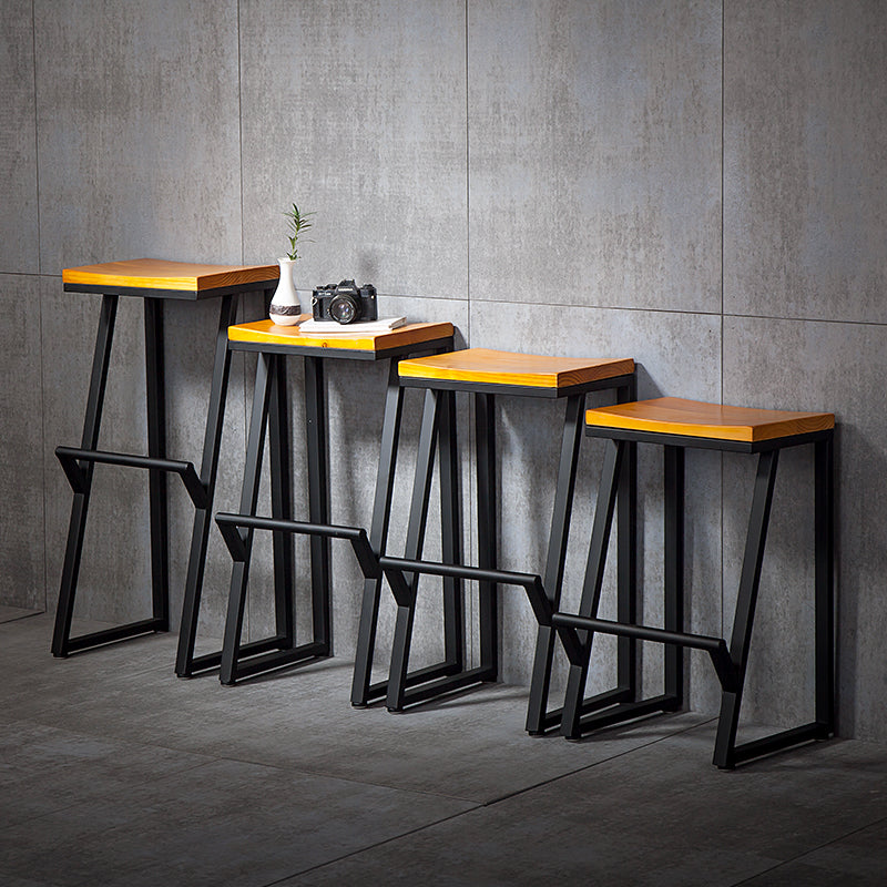 Industrial Style Bar Stool Iron and Solid Wood Square Seat Counter Height Stools Clearhalo 'Bar Furniture' 'Bar Stools' 'bar_stools' 'furn' 'furn_bar_stools' 'furniture_bar_stools' 'Kitchen & Dining Furniture' 'kitchen&dining_furn' 'kitchen' 'kitchen_furn' Furniture' 4598798