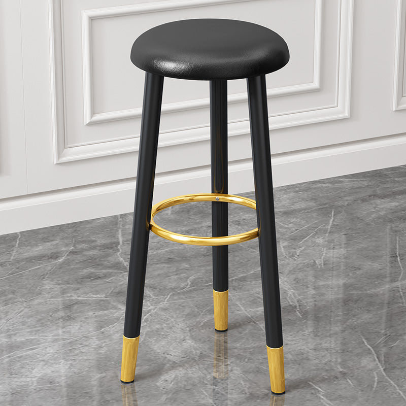 Scandinavian Style Steel Legs Bar-stool Round Seat Single Counter Stool for Kitchen Bar Black Clearhalo 'Bar Furniture' 'Bar Stools' 'bar_stools' 'furn' 'furn_bar_stools' 'furniture_bar_stools' 'Kitchen & Dining Furniture' 'kitchen&dining_furn' 'kitchen' 'kitchen_furn' Furniture' 4598891