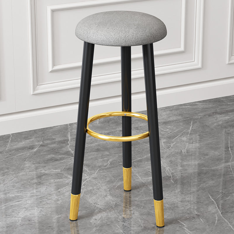 Scandinavian Style Steel Legs Bar-stool Round Seat Single Counter Stool for Kitchen Bar Light Gray Clearhalo 'Bar Furniture' 'Bar Stools' 'bar_stools' 'furn' 'furn_bar_stools' 'furniture_bar_stools' 'Kitchen & Dining Furniture' 'kitchen&dining_furn' 'kitchen' 'kitchen_furn' Furniture' 4598900