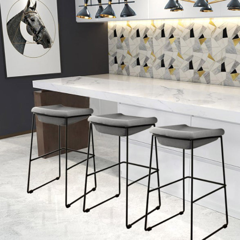 Industrial Style Barstool Indoor Metal Black 4 Legs Bar Stool for Restaurant Clearhalo 'Bar Furniture' 'Bar Stools' 'bar_stools' 'furn' 'furn_bar_stools' 'furniture_bar_stools' 'Kitchen & Dining Furniture' 'kitchen&dining_furn' 'kitchen' 'kitchen_furn' Furniture' 4599256