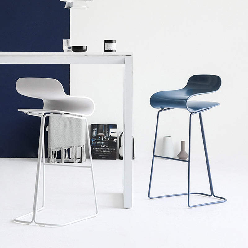 Nordic Simple Low Back Barstool Indoor Iron Tall Stool with Plastic Seat Clearhalo 'Bar Furniture' 'Bar Stools' 'bar_stools' 'furn' 'furn_bar_stools' 'furniture_bar_stools' 'Kitchen & Dining Furniture' 'kitchen&dining_furn' 'kitchen' 'kitchen_furn' Furniture' 4599281
