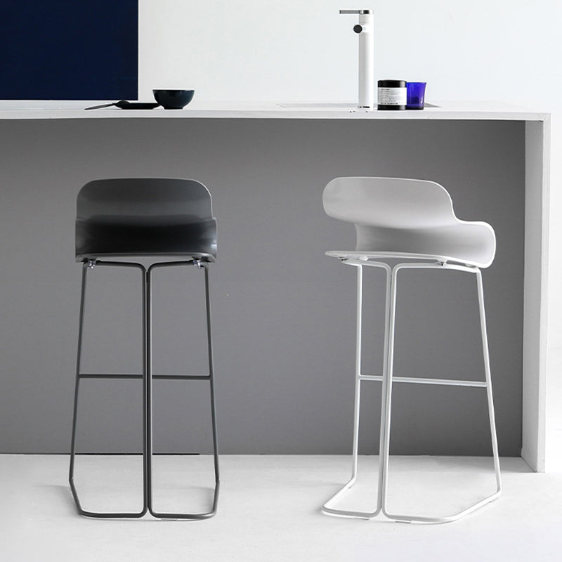 Nordic Simple Low Back Barstool Indoor Iron Tall Stool with Plastic Seat Clearhalo 'Bar Furniture' 'Bar Stools' 'bar_stools' 'furn' 'furn_bar_stools' 'furniture_bar_stools' 'Kitchen & Dining Furniture' 'kitchen&dining_furn' 'kitchen' 'kitchen_furn' Furniture' 4599301