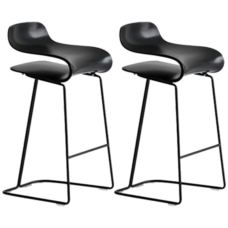 Nordic Simple Low Back Barstool Indoor Iron Tall Stool with Plastic Seat Black 2 Piece Set Counter Stool(26"H) Clearhalo 'Bar Furniture' 'Bar Stools' 'bar_stools' 'furn' 'furn_bar_stools' 'furniture_bar_stools' 'Kitchen & Dining Furniture' 'kitchen&dining_furn' 'kitchen' 'kitchen_furn' Furniture' 4599318