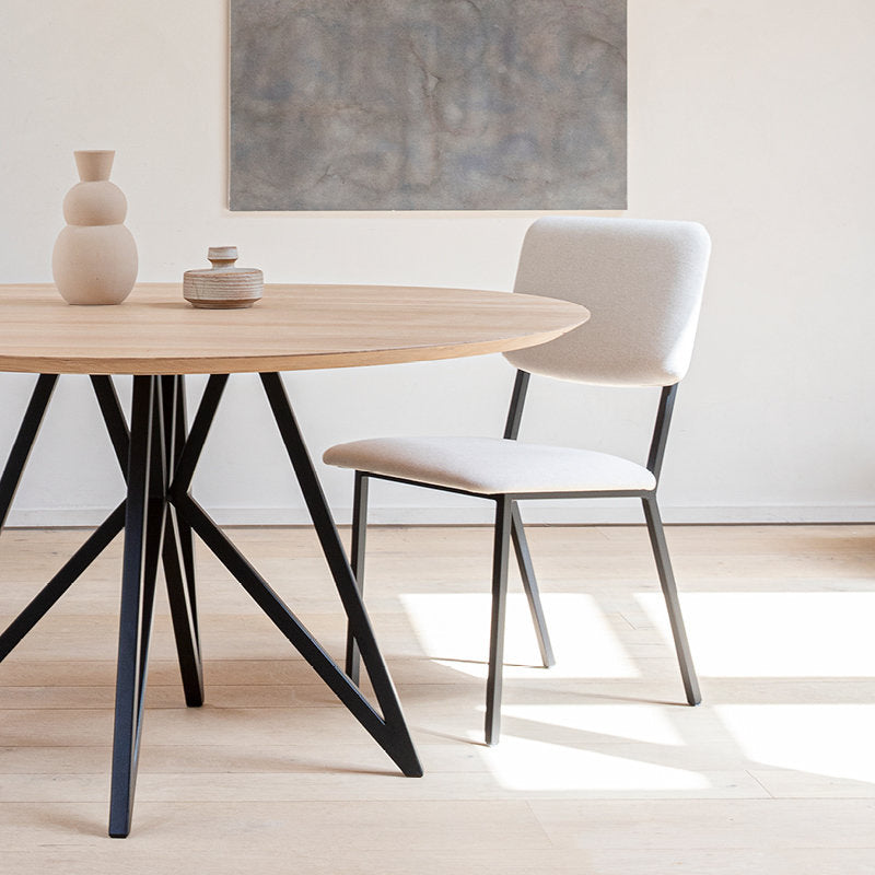 Metal Contemporary Round Dining Table Pine Wood Top Table for Dining Room Clearhalo ' dining_table' 'Dining Tables & Seating' 'Dining Tables' 'furn' 'furn_dining_table' 'Furniture' 'furniture_dining_table' 'Kitchen & Dining Furniture' 'kitchen&dining_furn' 'kitchen' 'kitchen_dining_table' 4599975