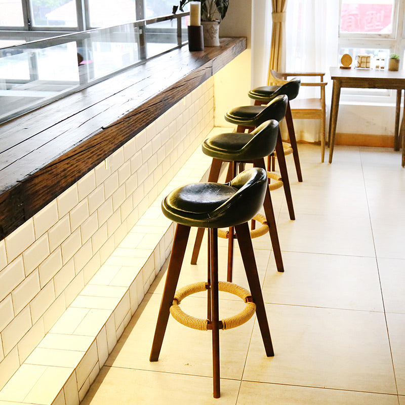 Contemporary Solid Wood Swivel Barstool Bristol Bar Stool with Footrest and Low Back Clearhalo 'Bar Furniture' 'Bar Stools' 'bar_stools' 'furn' 'furn_bar_stools' 'furniture_bar_stools' 'Kitchen & Dining Furniture' 'kitchen&dining_furn' 'kitchen' 'kitchen_furn' Furniture' 4611328