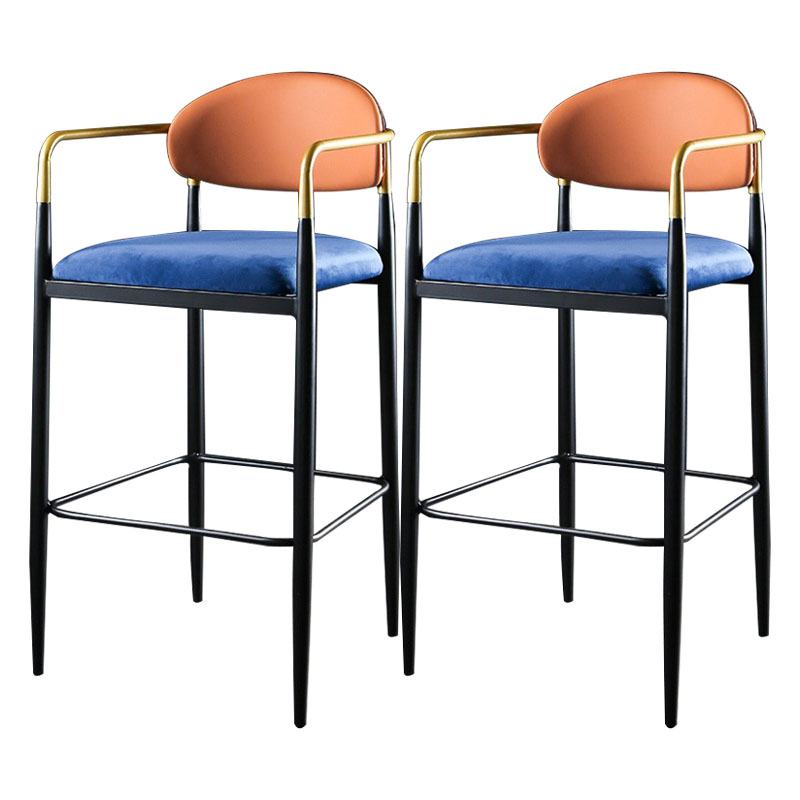 Contemporary Metal Bar Stools Indoor Barstool with Metal Legs and Low Back Orange 2 Piece Set Clearhalo 'Bar Furniture' 'Bar Stools' 'bar_stools' 'furn' 'furn_bar_stools' 'furniture_bar_stools' 'Kitchen & Dining Furniture' 'kitchen&dining_furn' 'kitchen' 'kitchen_furn' Furniture' 4611433
