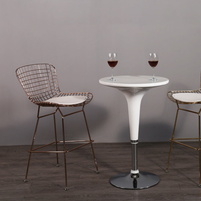 Contemporary Metal Barstools Indoor Bar Stool with Low Back and Footrest Clearhalo 'Bar Furniture' 'Bar Stools' 'bar_stools' 'furn' 'furn_bar_stools' 'furniture_bar_stools' 'Kitchen & Dining Furniture' 'kitchen&dining_furn' 'kitchen' 'kitchen_furn' Furniture' 4611444