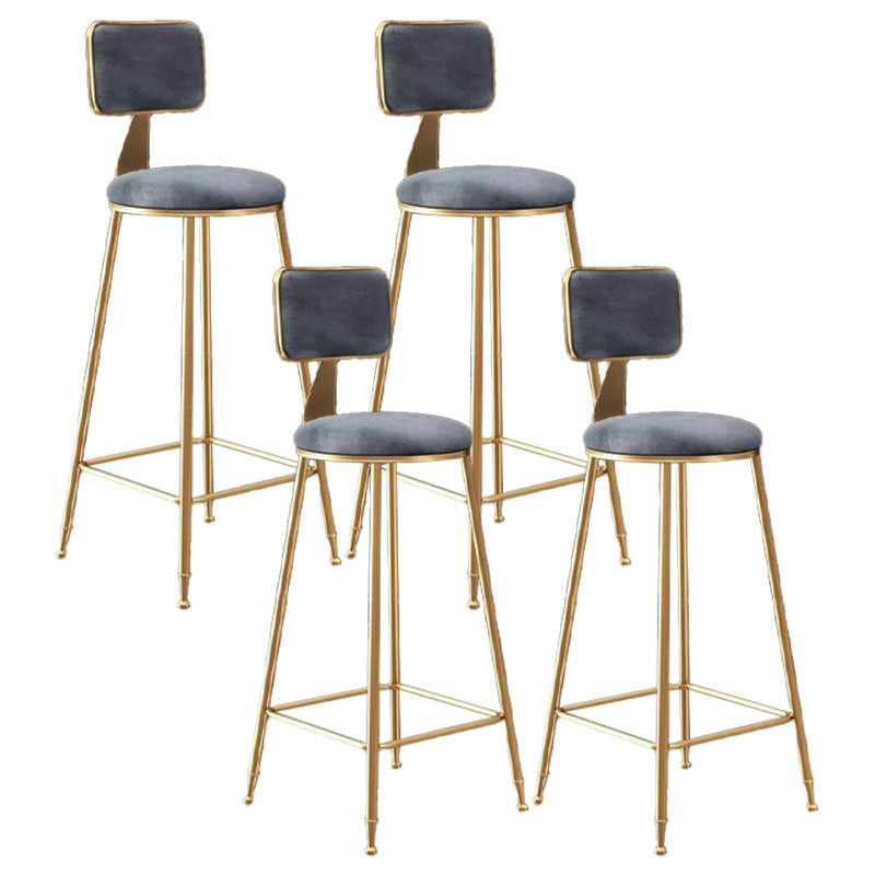 Modern Style Metal Bar Stool with Footrest and Low Back Bistro Lounge Bar Stool Grey 4 Piece Set Clearhalo 'Bar Furniture' 'Bar Stools' 'bar_stools' 'furn' 'furn_bar_stools' 'furniture_bar_stools' 'Kitchen & Dining Furniture' 'kitchen&dining_furn' 'kitchen' 'kitchen_furn' Furniture' 4611664