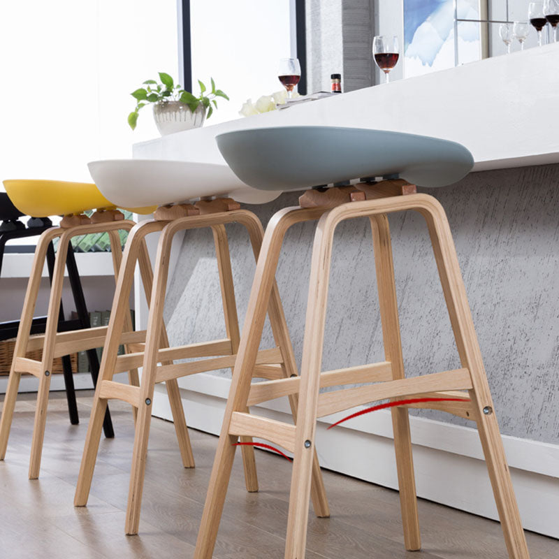 Nordic Wood Low Back Barstool Simple Indoor Tall Stool with Bucket Seat Clearhalo 'Bar Furniture' 'Bar Stools' 'bar_stools' 'furn' 'furn_bar_stools' 'furniture_bar_stools' 'Kitchen & Dining Furniture' 'kitchen&dining_furn' 'kitchen' 'kitchen_furn' Furniture' 4611940