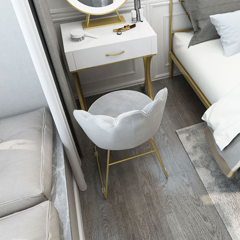 Scandinavian Upholstered Side Chairs Solid Back Chair for Home Clearhalo ' kitchen&dining_furn' 'Dining Chairs' 'Dining Tables & Seating' 'dining_chair' 'furn' 'furn_dining_chair' 'Furniture' 'furniture_dining_chair' 'Kitchen & Dining Furniture' 'kitchen' 4612883