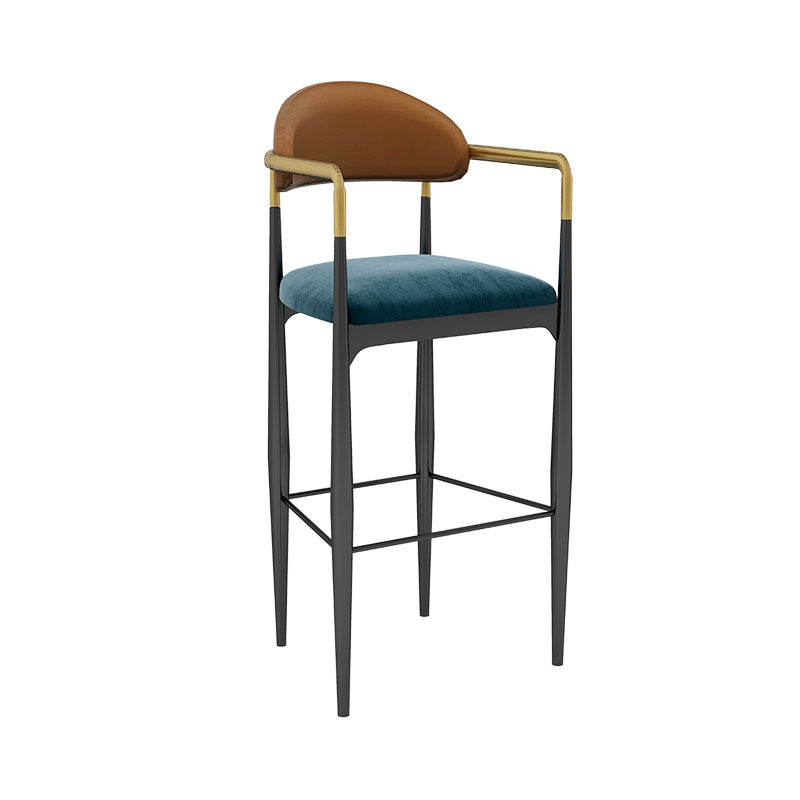 Scandinavian Metal Upholstered Counter Stools Armed Bar Stools with Footrest Clearhalo 'Bar Furniture' 'Bar Stools' 'bar_stools' 'furn' 'furn_bar_stools' 'furniture_bar_stools' 'Kitchen & Dining Furniture' 'kitchen&dining_furn' 'kitchen' 'kitchen_furn' Furniture' 4620231