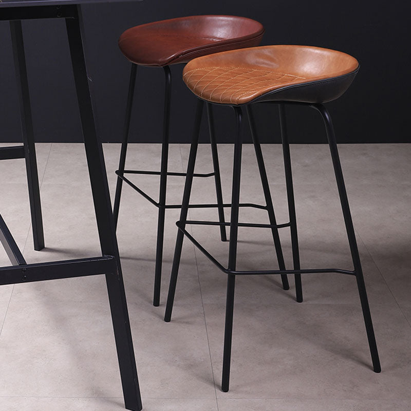 Leather Seat Barstool Industrial Metal Counter Stool with Low Back Clearhalo 'Bar Furniture' 'Bar Stools' 'bar_stools' 'furn' 'furn_bar_stools' 'furniture_bar_stools' 'Kitchen & Dining Furniture' 'kitchen&dining_furn' 'kitchen' 'kitchen_furn' Furniture' 4620524