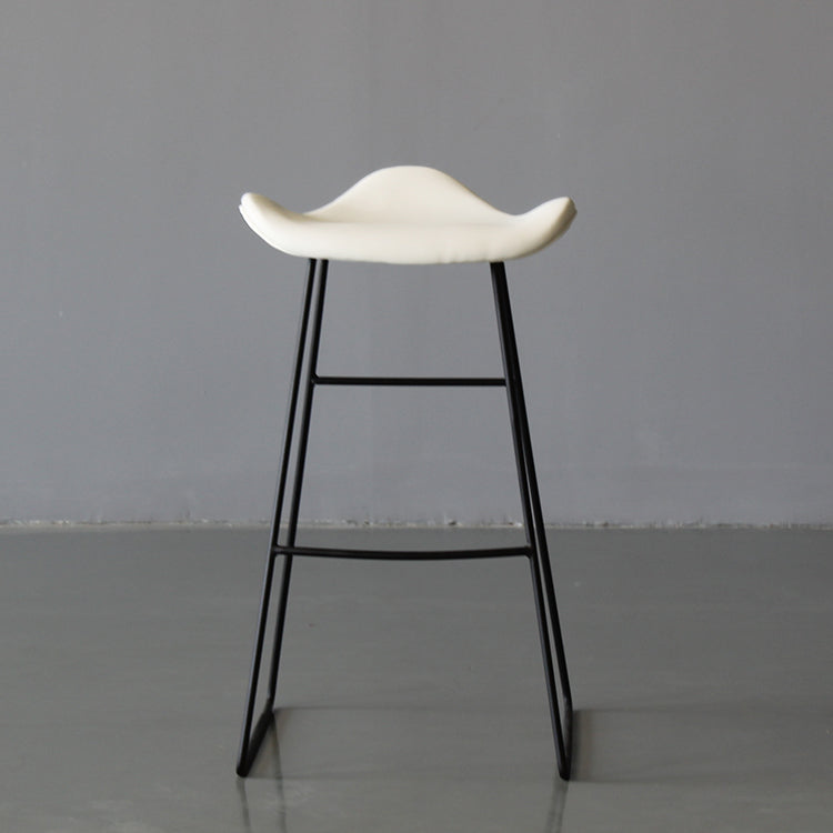 Industrial Style Metal Bar-stool Bucket Seat Sled Legs Counter Stool for Kitchen Bar White 1 Piece Clearhalo 'Bar Furniture' 'Bar Stools' 'bar_stools' 'furn' 'furn_bar_stools' 'furniture_bar_stools' 'Kitchen & Dining Furniture' 'kitchen&dining_furn' 'kitchen' 'kitchen_furn' Furniture' 4620730
