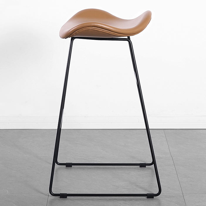 Industrial Style Metal Bar-stool Bucket Seat Sled Legs Counter Stool for Kitchen Bar Clearhalo 'Bar Furniture' 'Bar Stools' 'bar_stools' 'furn' 'furn_bar_stools' 'furniture_bar_stools' 'Kitchen & Dining Furniture' 'kitchen&dining_furn' 'kitchen' 'kitchen_furn' Furniture' 4620737