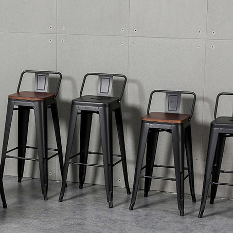 Industrial Style Metal Bar-stool Square Seat Counter Stool for Kitchen Bar Clearhalo 'Bar Furniture' 'Bar Stools' 'bar_stools' 'furn' 'furn_bar_stools' 'furniture_bar_stools' 'Kitchen & Dining Furniture' 'kitchen&dining_furn' 'kitchen' 'kitchen_furn' Furniture' 4620774