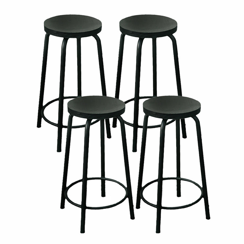 Modern Style Iron Bar Stool with Footrest Coffee Shop Casual Round Bar Stool 4 Piece Set Clearhalo 'Bar Furniture' 'Bar Stools' 'bar_stools' 'furn' 'furn_bar_stools' 'furniture_bar_stools' 'Kitchen & Dining Furniture' 'kitchen&dining_furn' 'kitchen' 'kitchen_furn' Furniture' 4621007