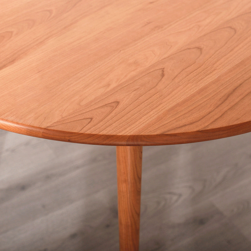 Solid Wood Contemporary Round Dining Table Wood Top Table with 4 Legs Clearhalo ' dining_table' 'Dining Tables & Seating' 'Dining Tables' 'furn' 'furn_dining_table' 'Furniture' 'furniture_dining_table' 'Kitchen & Dining Furniture' 'kitchen&dining_furn' 'kitchen' 'kitchen_dining_table' 4621712