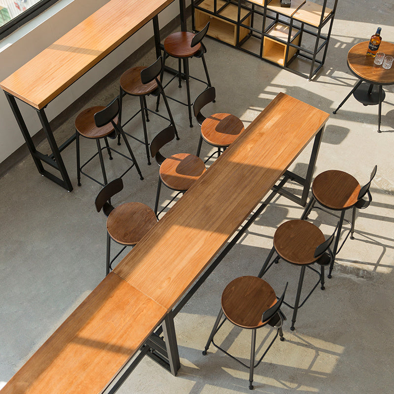 Modern Style Bar Table Solid Wood and Iron Brown Coffee Shop Bar Table Clearhalo 'Bar Furniture' 'Bar Tables' 'bar_tables' 'furn' 'furn_bar_tables' 'Furniture' 'furniture_bar_tables' 'Kitchen & Dining Furniture' 'kitchen&dining_furn' 'kitchen' 4638963