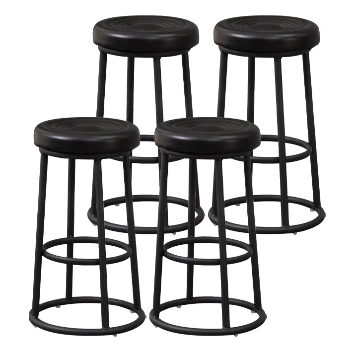 Modern Style Wood Bar Stool with Metal Footrest Round Bar Stool Black 4 Piece Set Clearhalo 'Bar Furniture' 'Bar Stools' 'bar_stools' 'furn' 'furn_bar_stools' 'furniture_bar_stools' 'Kitchen & Dining Furniture' 'kitchen&dining_furn' 'kitchen' 'kitchen_furn' Furniture' 4639445