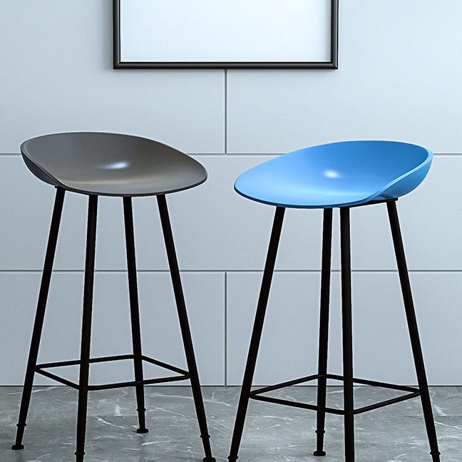 Industrial Style Bar-stool Bucket PP Seat Counter Stool for Kitchen Bar Clearhalo 'Bar Furniture' 'Bar Stools' 'bar_stools' 'furn' 'furn_bar_stools' 'furniture_bar_stools' 'Kitchen & Dining Furniture' 'kitchen&dining_furn' 'kitchen' 'kitchen_furn' Furniture' 4644625
