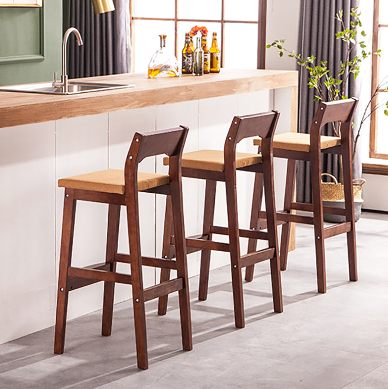 Contemporary Oak Wood Barstool Indoor Bar Stool with Low Back and Footrest Clearhalo 'Bar Furniture' 'Bar Stools' 'bar_stools' 'furn' 'furn_bar_stools' 'furniture_bar_stools' 'Kitchen & Dining Furniture' 'kitchen&dining_furn' 'kitchen' 'kitchen_furn' Furniture' 4653846