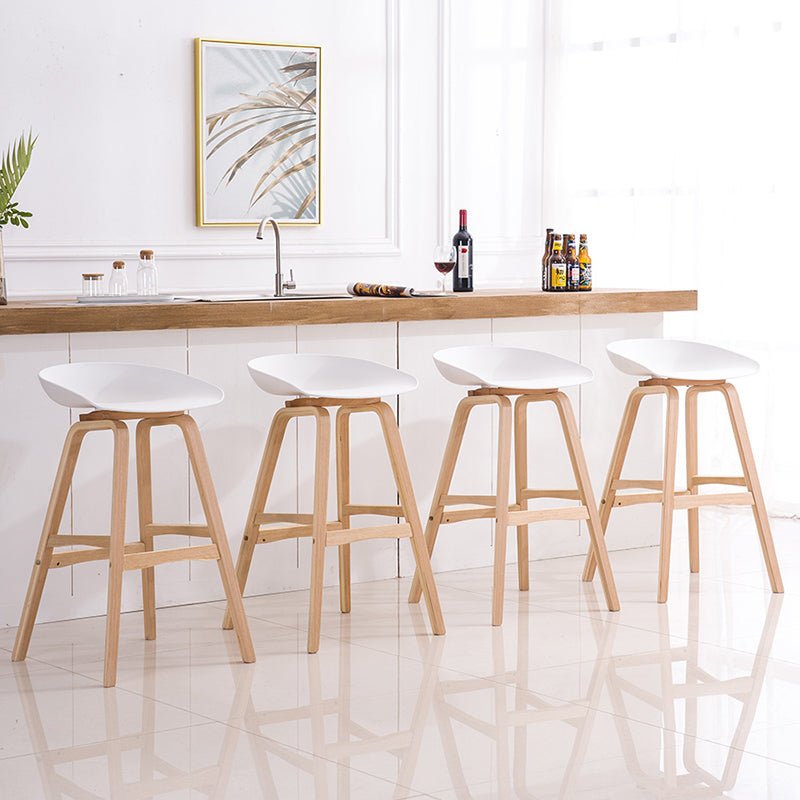 Contemporary Solid Wood Plastic Barstool Indoor Bar Stool with Low Back Clearhalo 'Bar Furniture' 'Bar Stools' 'bar_stools' 'furn' 'furn_bar_stools' 'furniture_bar_stools' 'Kitchen & Dining Furniture' 'kitchen&dining_furn' 'kitchen' 'kitchen_furn' Furniture' 4653902