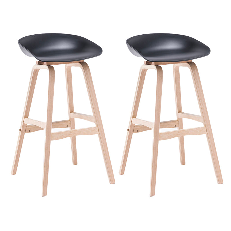 Contemporary Solid Wood Plastic Barstool Indoor Bar Stool with Low Back Black 2 Piece Set Clearhalo 'Bar Furniture' 'Bar Stools' 'bar_stools' 'furn' 'furn_bar_stools' 'furniture_bar_stools' 'Kitchen & Dining Furniture' 'kitchen&dining_furn' 'kitchen' 'kitchen_furn' Furniture' 4653914