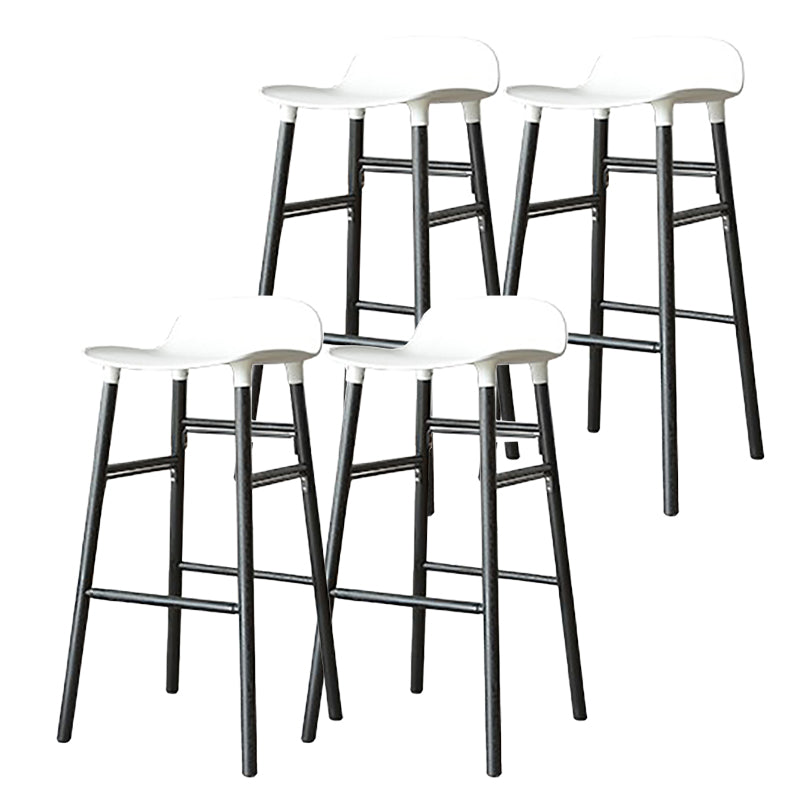 Contemporary Simple Counter Stools 30 Inch Wood 4 Legs Indoor Bar Stool White Black 4 Piece Set Clearhalo 'Bar Furniture' 'Bar Stools' 'bar_stools' 'furn' 'furn_bar_stools' 'furniture_bar_stools' 'Kitchen & Dining Furniture' 'kitchen&dining_furn' 'kitchen' 'kitchen_furn' Furniture' 4654237