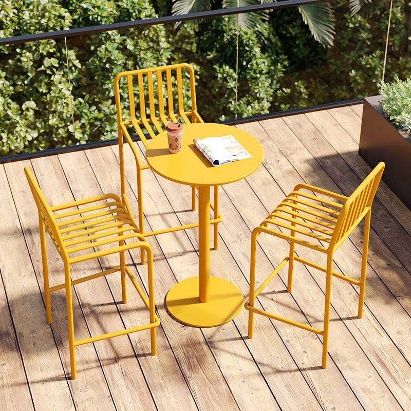 Iron Outdoor Counter Stools Industrial Low Back Bar Stools with Square Seat Clearhalo 'Bar Furniture' 'Bar Stools' 'bar_stools' 'furn' 'furn_bar_stools' 'furniture_bar_stools' 'Kitchen & Dining Furniture' 'kitchen&dining_furn' 'kitchen' 'kitchen_furn' Furniture' 4654300