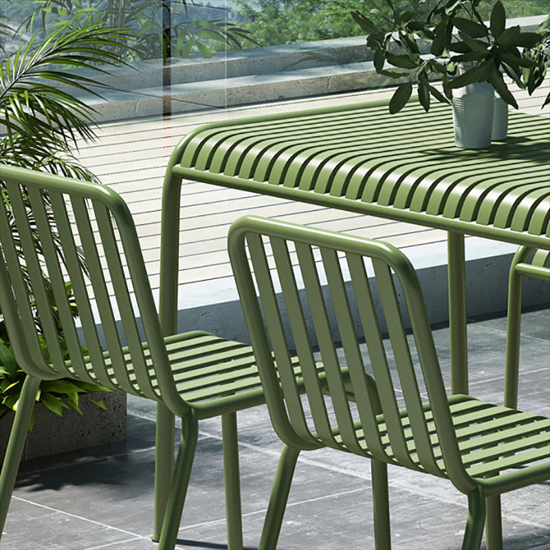 Iron Outdoor Counter Stools Industrial Low Back Bar Stools with Square Seat Clearhalo 'Bar Furniture' 'Bar Stools' 'bar_stools' 'furn' 'furn_bar_stools' 'furniture_bar_stools' 'Kitchen & Dining Furniture' 'kitchen&dining_furn' 'kitchen' 'kitchen_furn' Furniture' 4654311