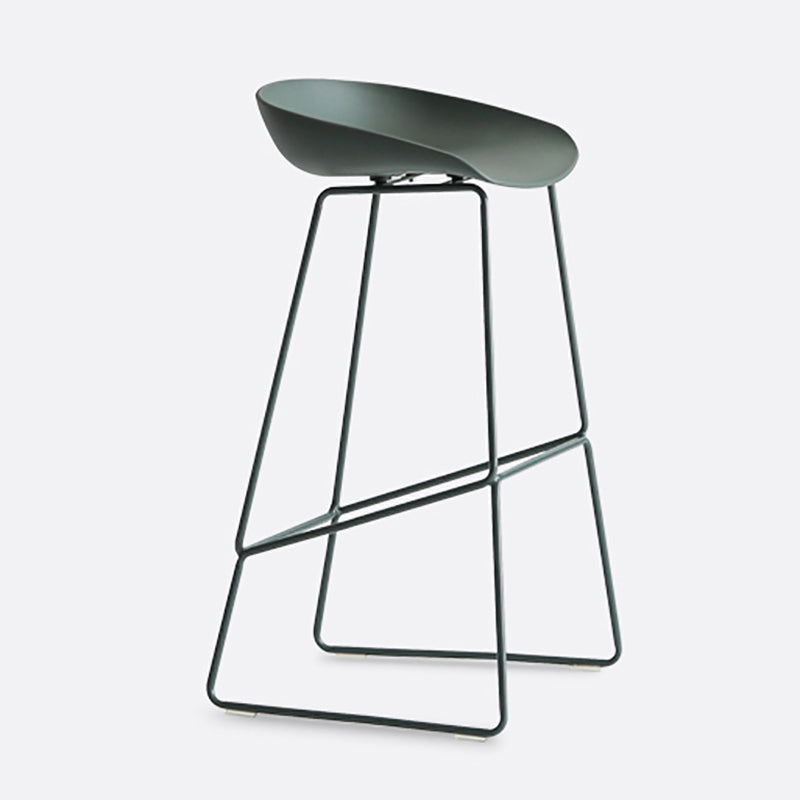 Nordic Indoor Low Back Barstool Simple Iron Tall Stool with Plastic Seat Green 1 Piece Clearhalo 'Bar Furniture' 'Bar Stools' 'bar_stools' 'furn' 'furn_bar_stools' 'furniture_bar_stools' 'Kitchen & Dining Furniture' 'kitchen&dining_furn' 'kitchen' 'kitchen_furn' Furniture' 4654376
