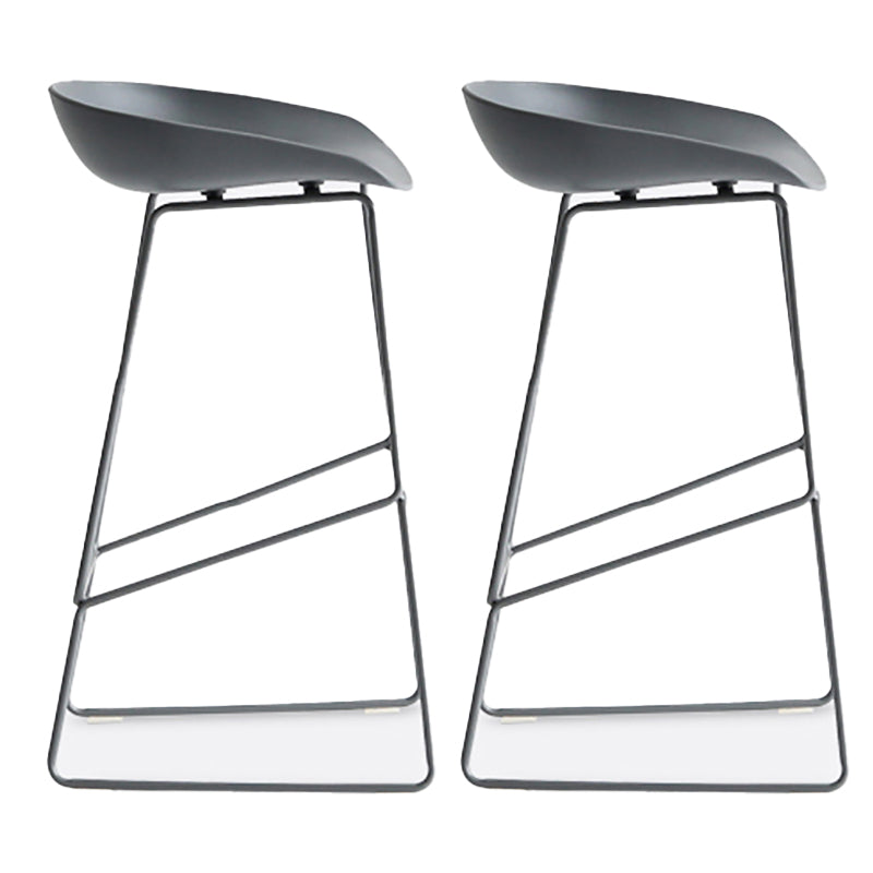 Nordic Indoor Low Back Barstool Simple Iron Tall Stool with Plastic Seat Grey 2 Piece Set Clearhalo 'Bar Furniture' 'Bar Stools' 'bar_stools' 'furn' 'furn_bar_stools' 'furniture_bar_stools' 'Kitchen & Dining Furniture' 'kitchen&dining_furn' 'kitchen' 'kitchen_furn' Furniture' 4654379