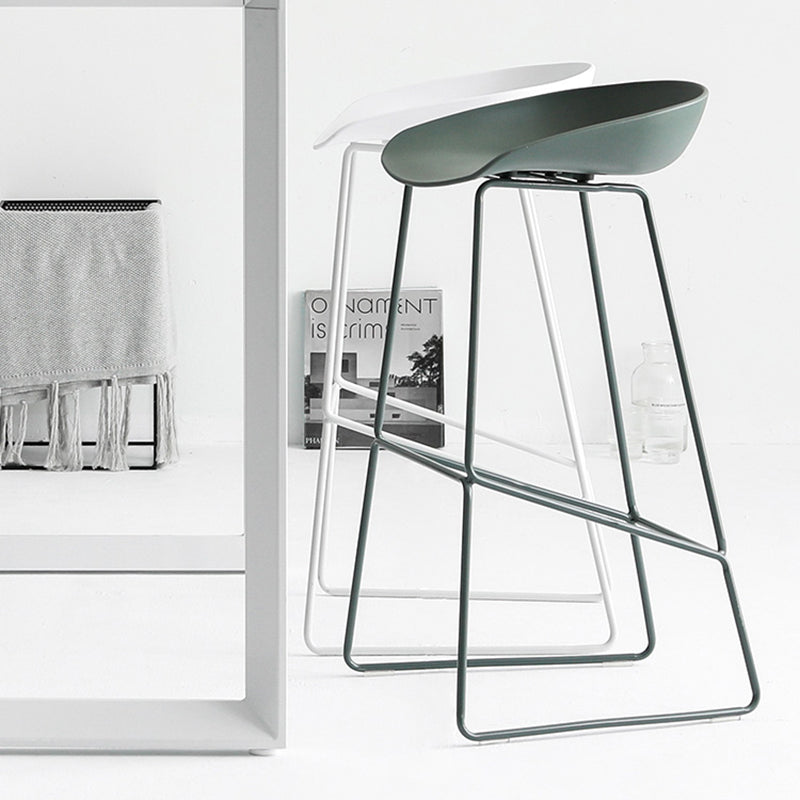 Nordic Indoor Low Back Barstool Simple Iron Tall Stool with Plastic Seat Clearhalo 'Bar Furniture' 'Bar Stools' 'bar_stools' 'furn' 'furn_bar_stools' 'furniture_bar_stools' 'Kitchen & Dining Furniture' 'kitchen&dining_furn' 'kitchen' 'kitchen_furn' Furniture' 4654387