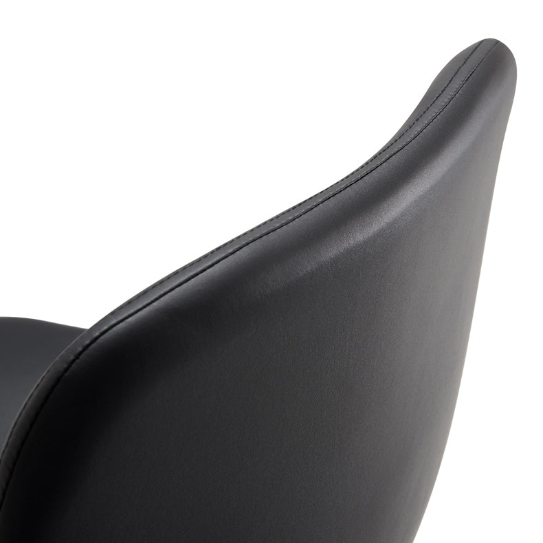 Contemporary Metal Leather Bar Stools Indoor Barstool with Iron Legs Clearhalo 'Bar Furniture' 'Bar Stools' 'bar_stools' 'furn' 'furn_bar_stools' 'furniture_bar_stools' 'Kitchen & Dining Furniture' 'kitchen&dining_furn' 'kitchen' 'kitchen_furn' Furniture' 4654408