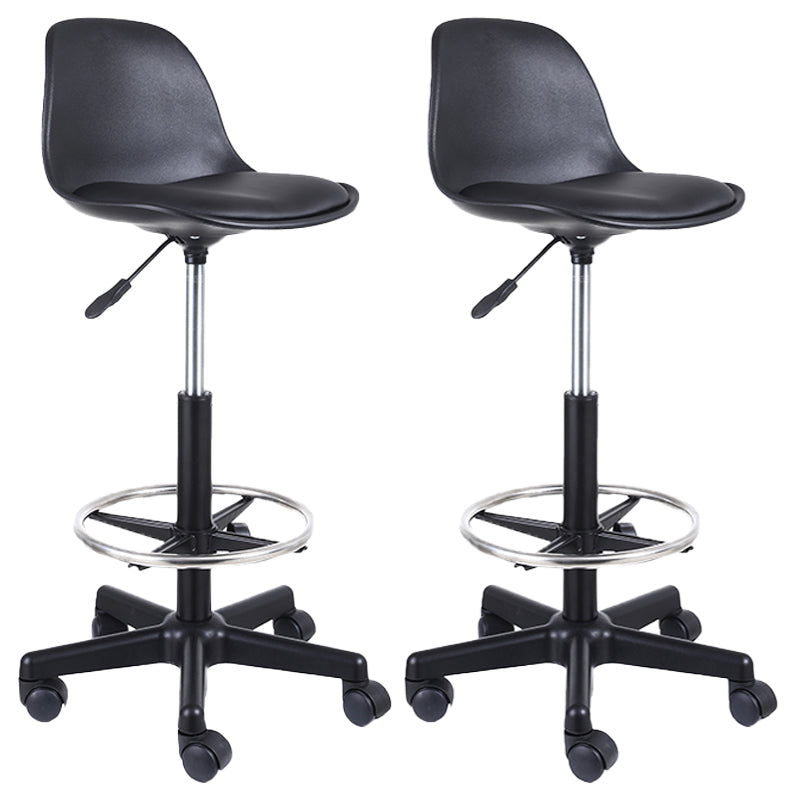 Contemporary Leather Swivel Barstool Indoor Low Back Bar Stool with Iron Legs Matte Black 2 Piece Set Bar Stool(31"H) Clearhalo 'Bar Furniture' 'Bar Stools' 'bar_stools' 'furn' 'furn_bar_stools' 'furniture_bar_stools' 'Kitchen & Dining Furniture' 'kitchen&dining_furn' 'kitchen' 'kitchen_furn' Furniture' 4654801